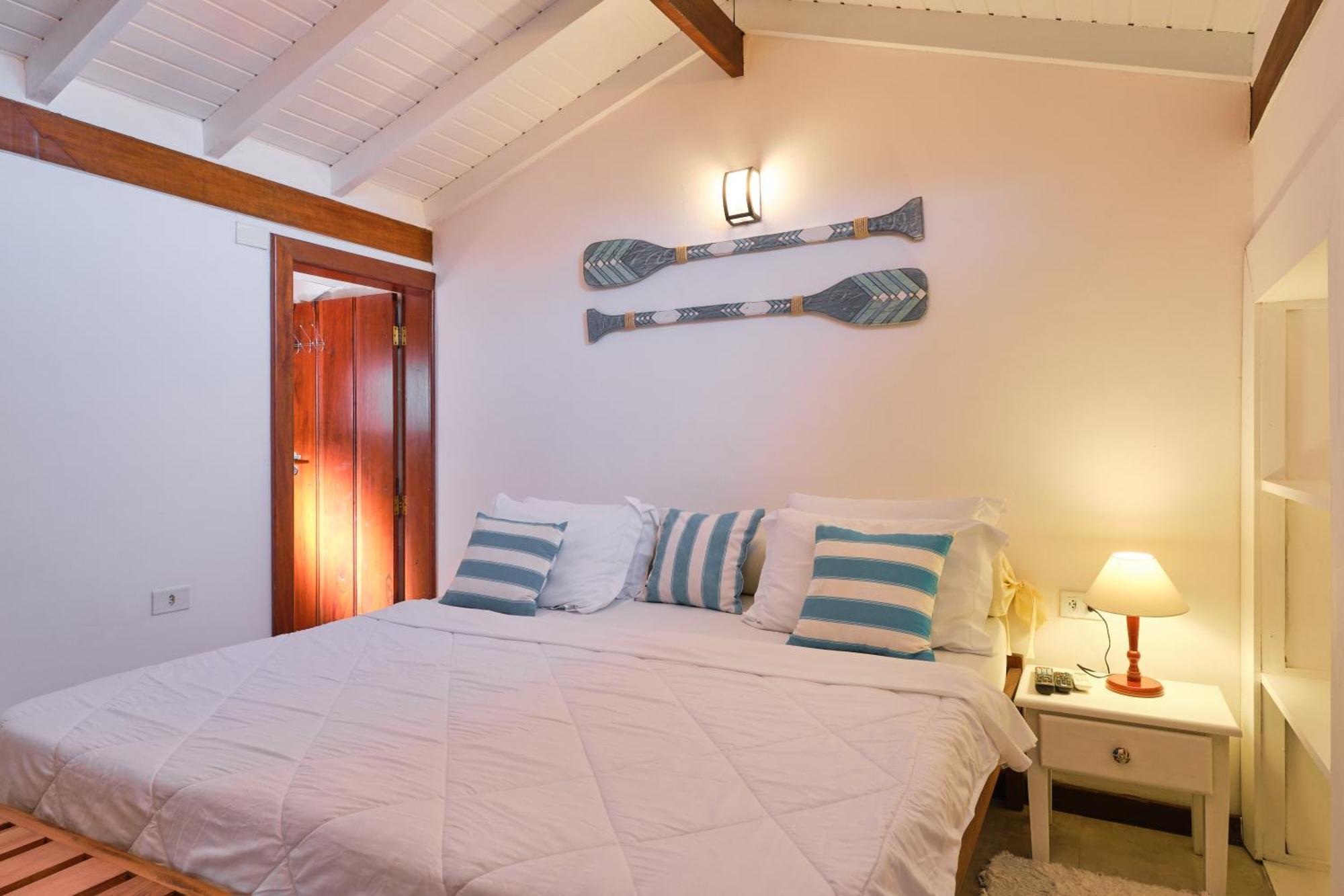 Naus * Paraty